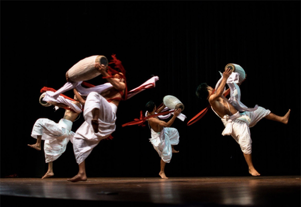 The Role of Holiday Theatre in Mental Well‑Being